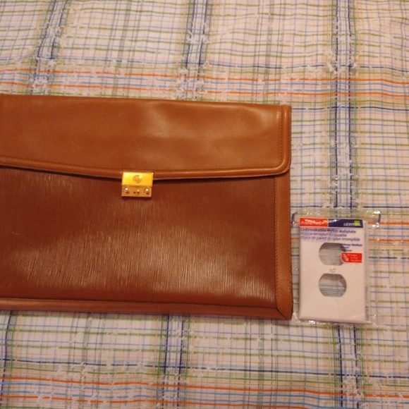 Authentic Dunhill London Caramel Leather Messenger Bag for Men or Women - Picture 5 of 13